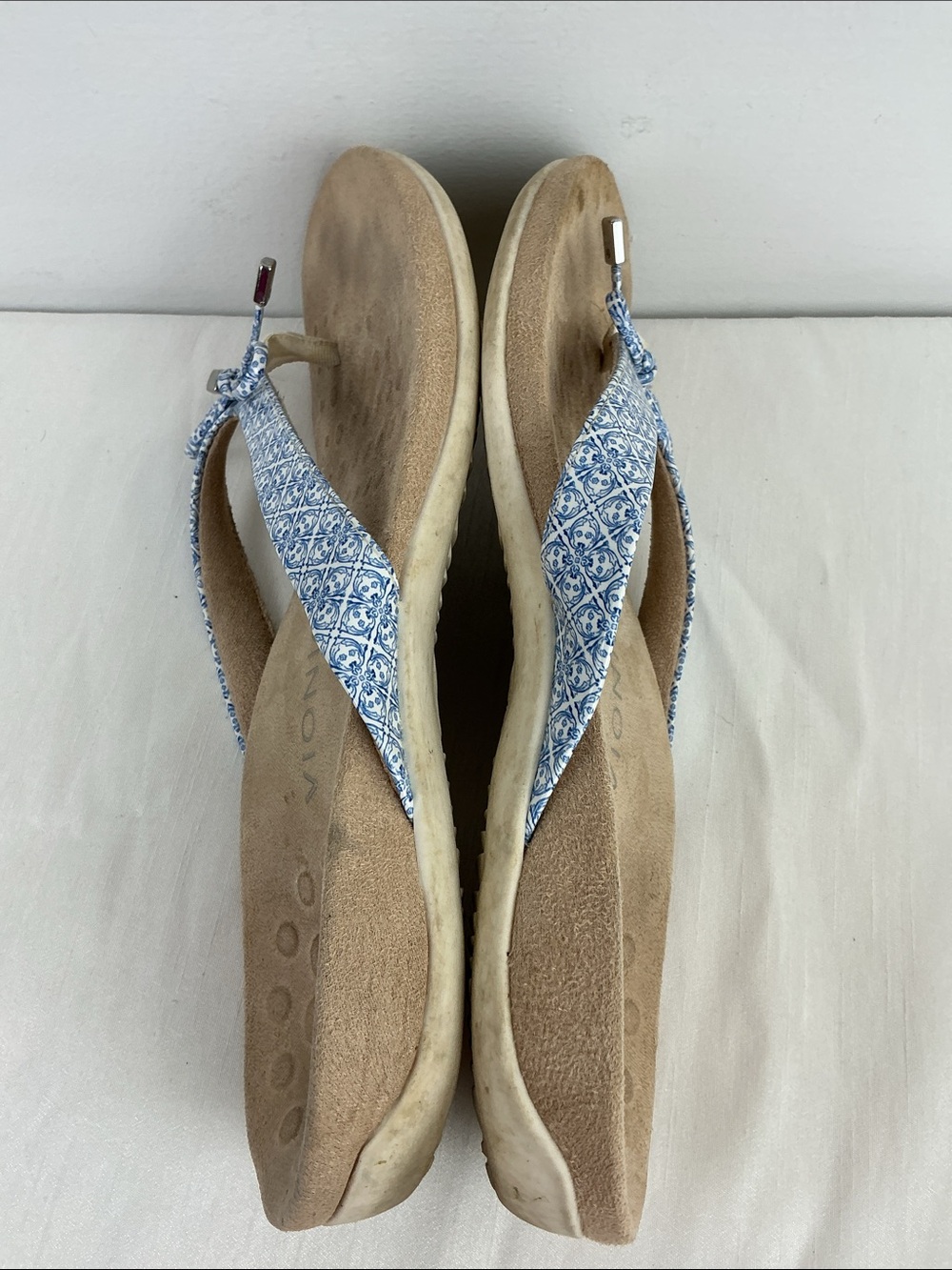 Vionic Bella Sandals - Picture 7 of 9